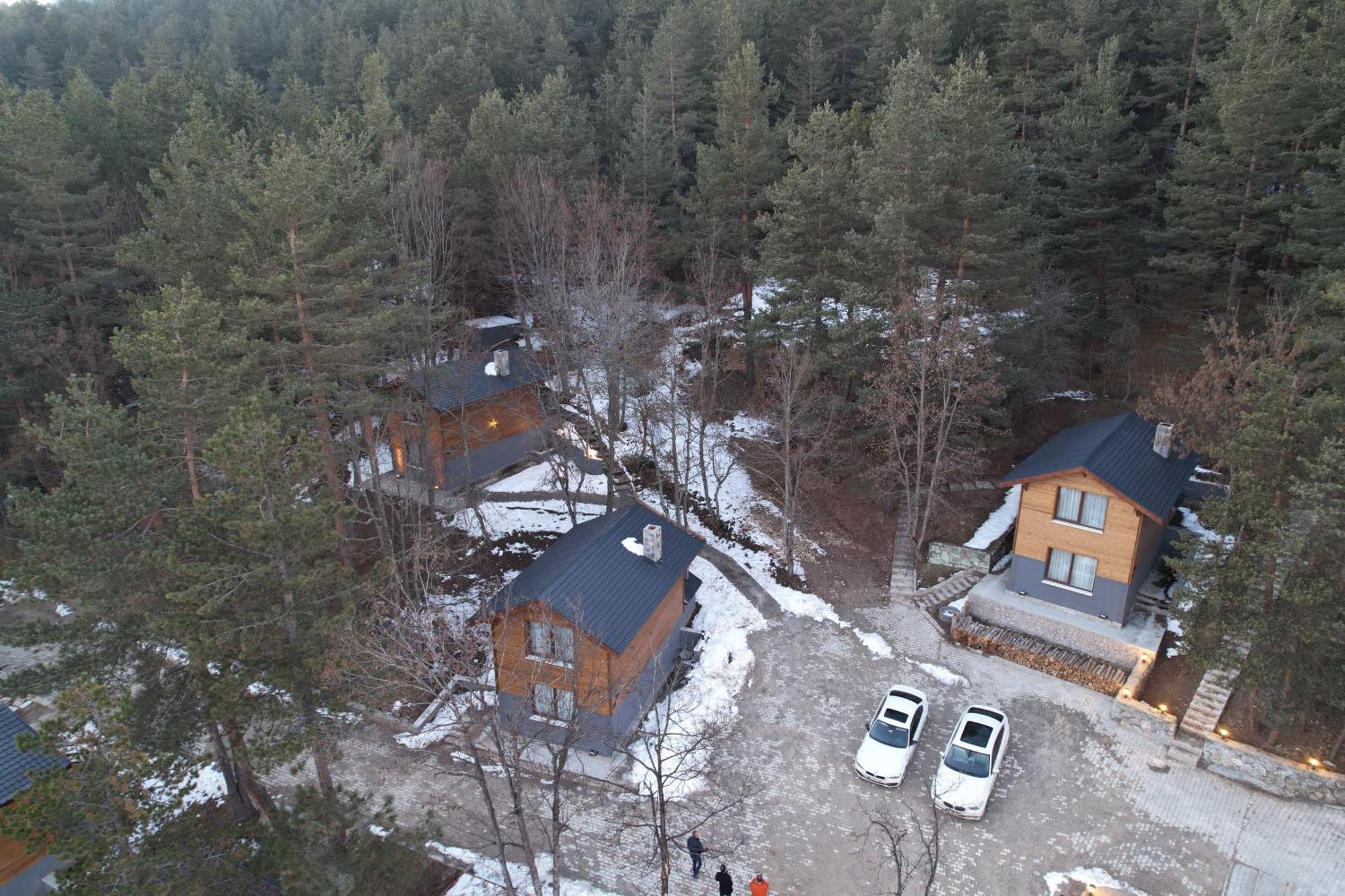 Abant Niz Villa โบลู ภายนอก รูปภาพ